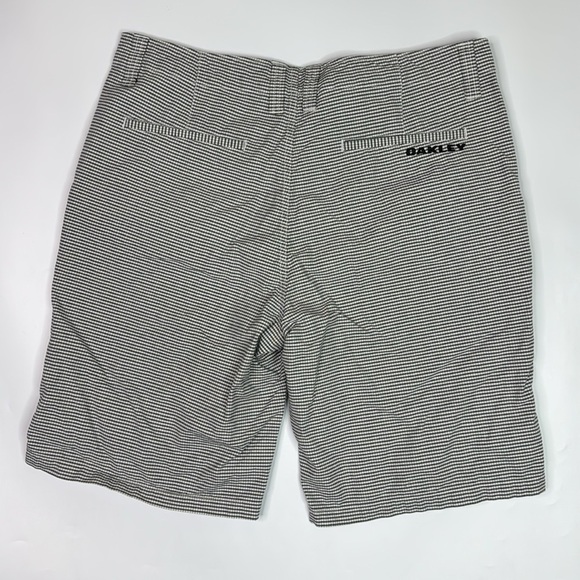 Oakley Black White Gingham Shorts Size 36 - Picture 2 of 8